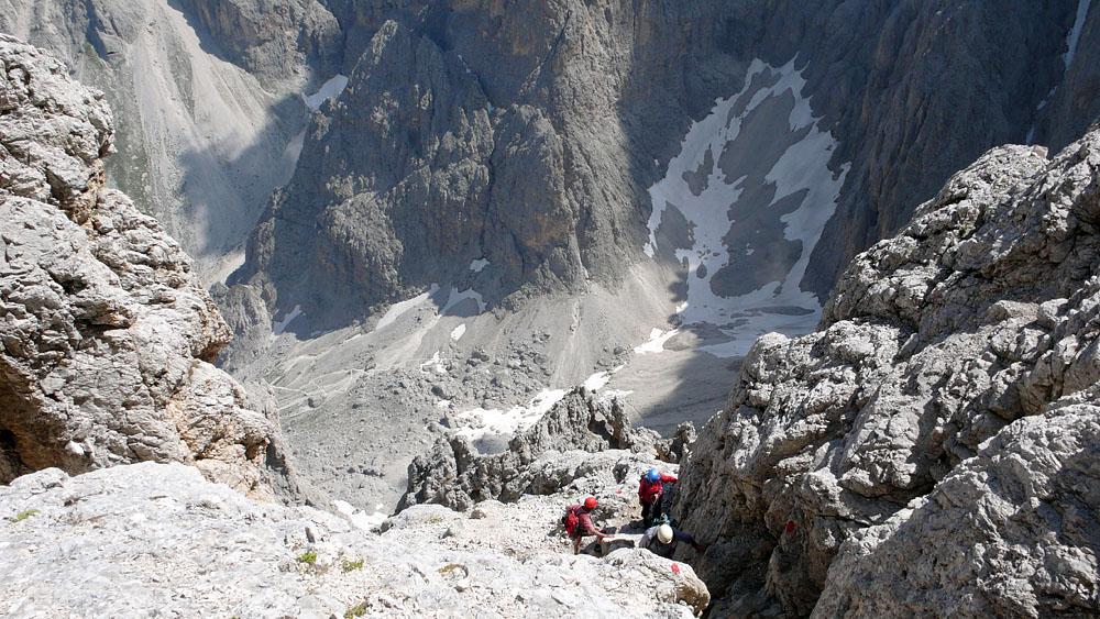 Oscar Schuster Steig050.JPG - Der Steig ist eine recht alpine Angelegenheit und kein reiner Klettersteig.